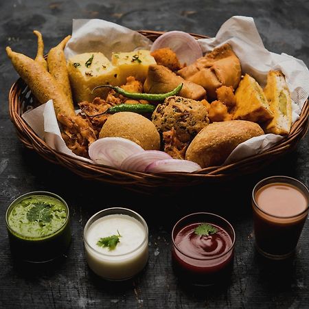 Hotel O Crosswinds Residency Indirapuram Esterno foto