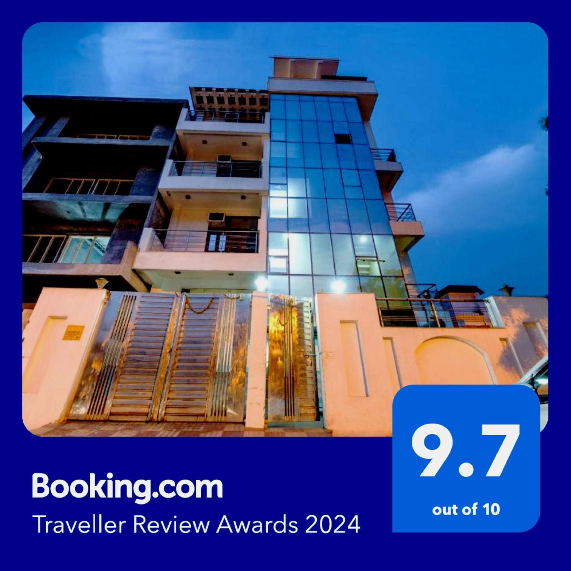 Hotel O Crosswinds Residency Indirapuram Esterno foto