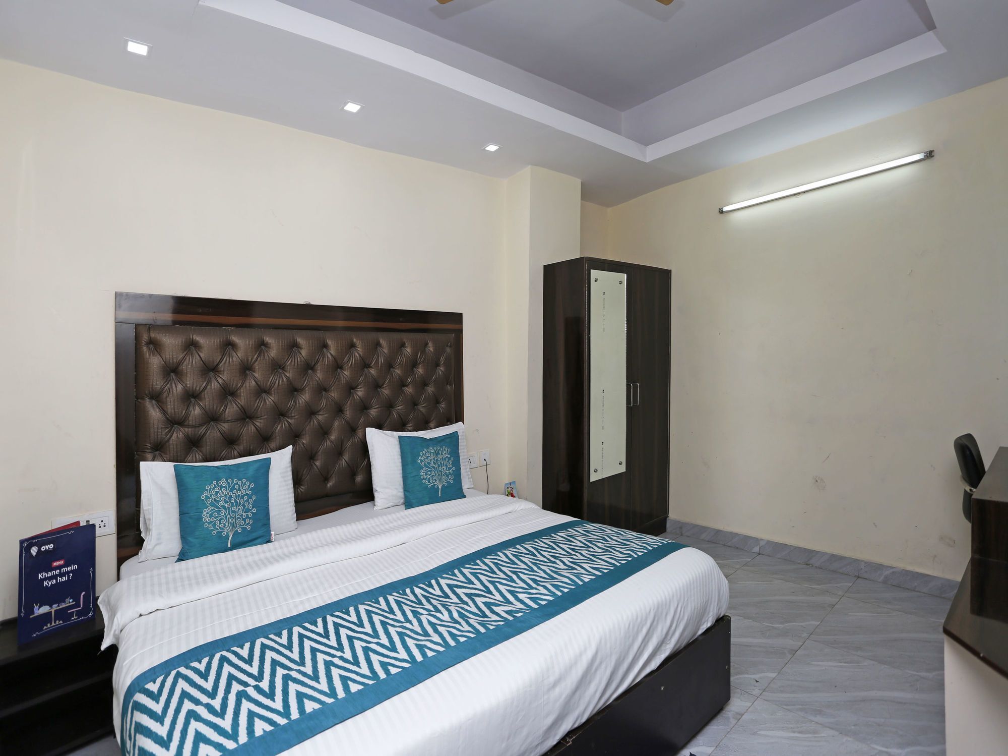 Hotel O Crosswinds Residency Indirapuram Esterno foto